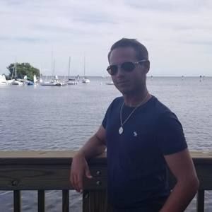 Meet your Posher, Alex